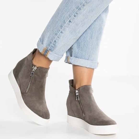 Steve Madden Shoes - perfect condition Steve Madden sneakers